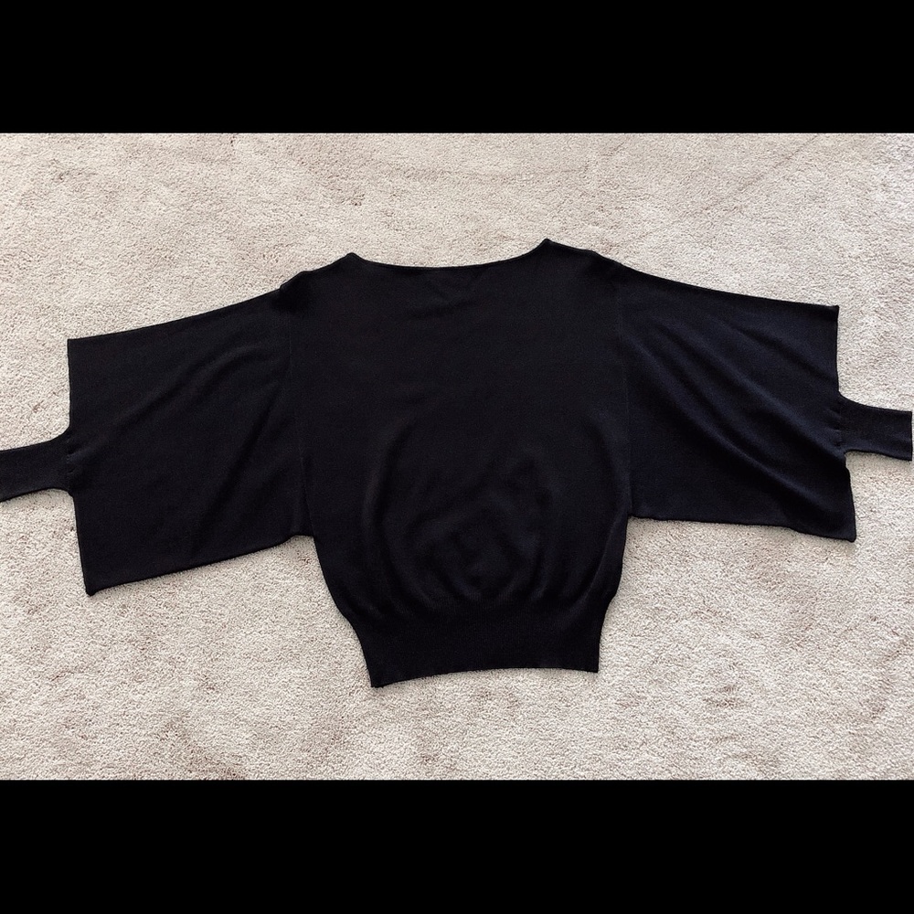 Willow - Australian brand, cropped top